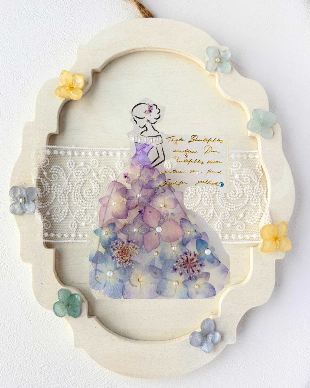 紫陽花のドレスをモチーフにした華やかなウッドタイプの作例